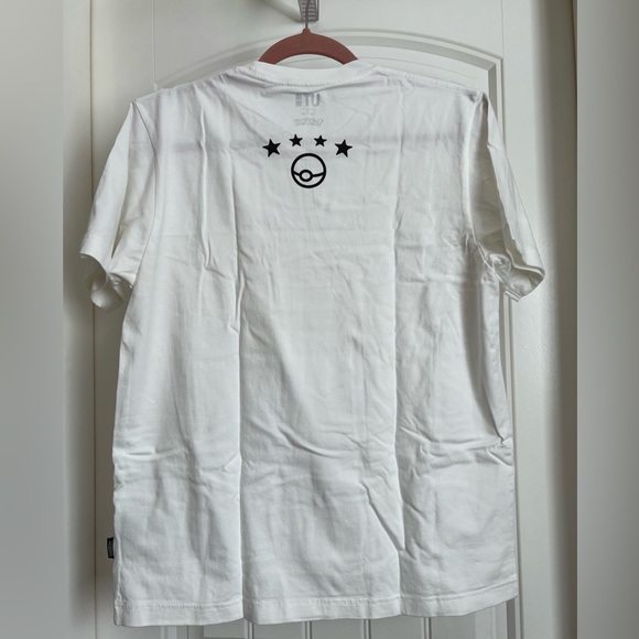 Pokemon x Daniel Arsham x Uniqlo
Pikachu Pocket Tee - Picture 6 of 7